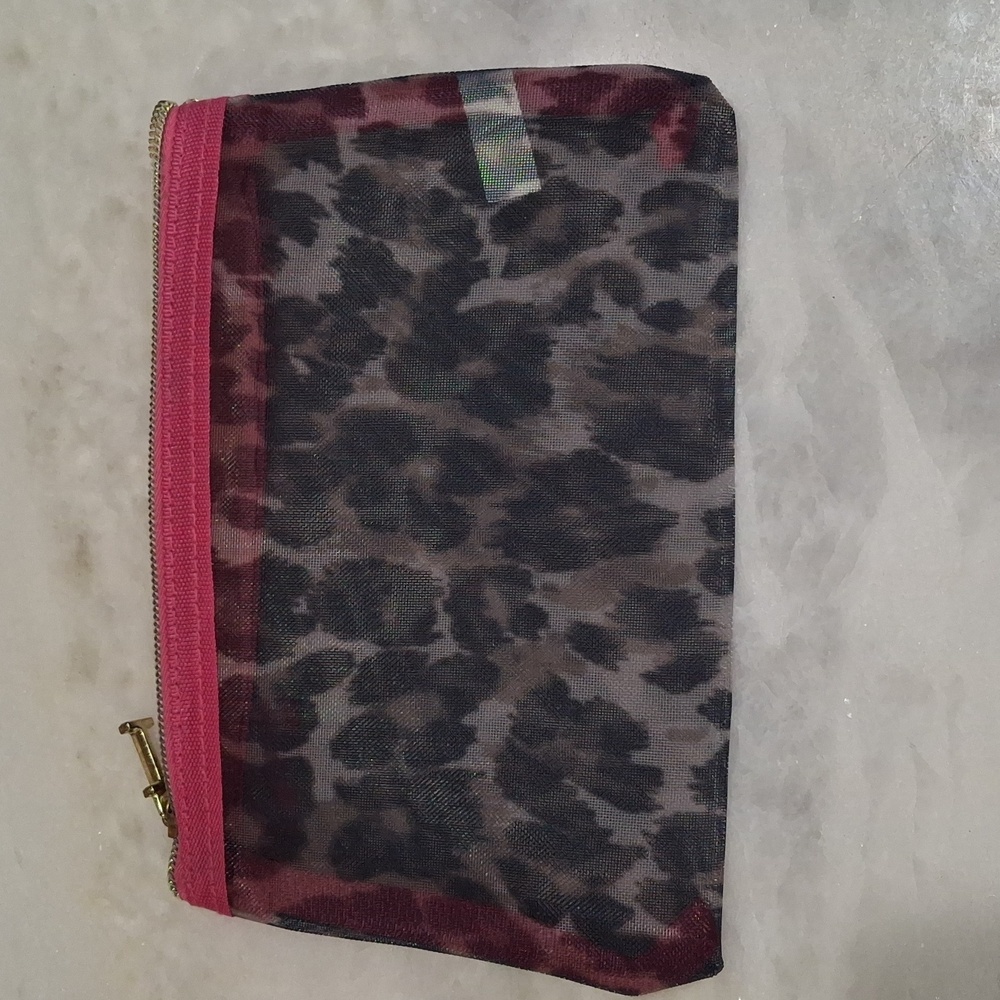 Travel Pouch - Picture 2 of 5